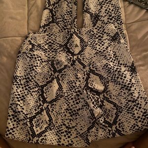 Balance athletica snake skin patterned leggings